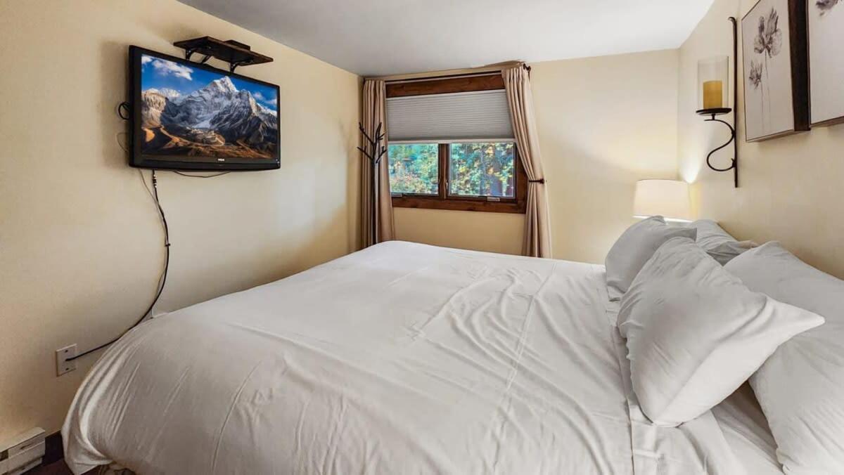 Cozy 2 Bedroom Condo In Town Walk To Main St Skiing ブリッケンリッジ エクステリア 写真