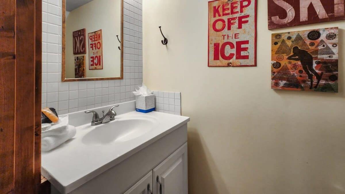 Cozy 2 Bedroom Condo In Town Walk To Main St Skiing ブリッケンリッジ エクステリア 写真